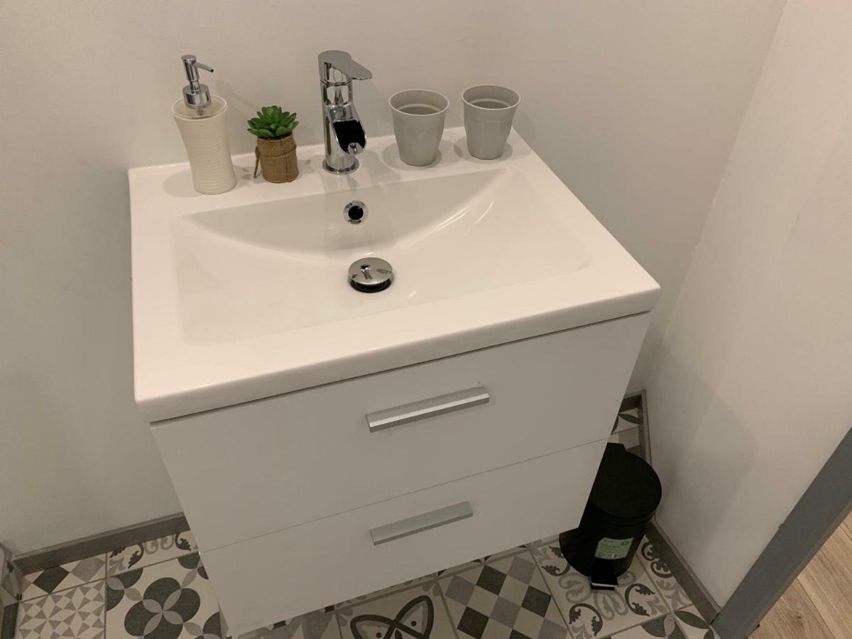 Apartment Lovely & Sauna Bourges