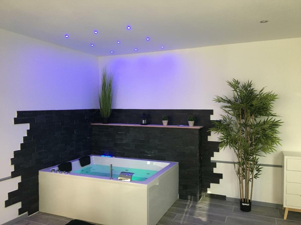 Apartment Lovely & Sauna Bourges